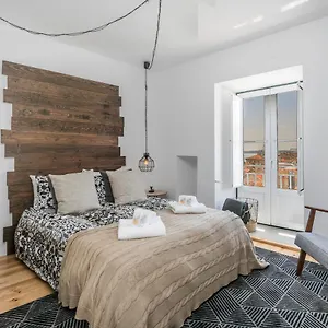  Apartment Santo Estevao By Spoton